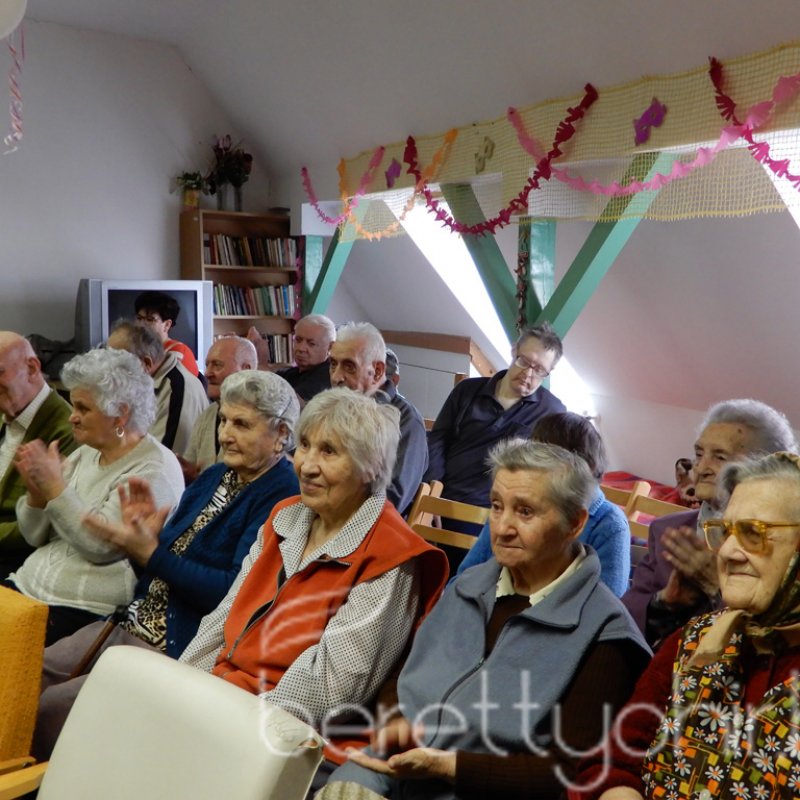 Farsang az idősotthonban 30